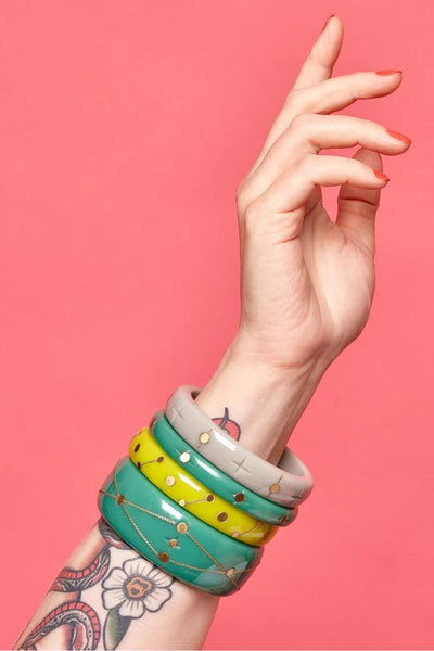 Midi Acidic Wire Bangle