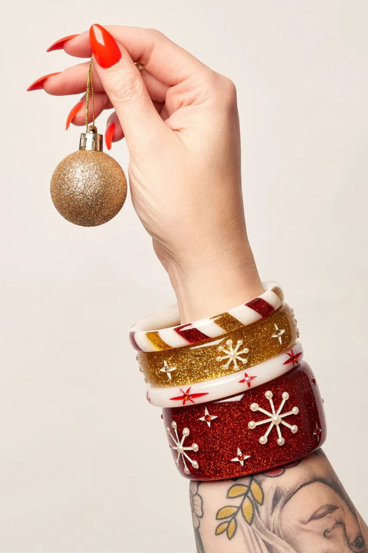 Narrow White Snowflake Bangle